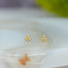 Load image into Gallery viewer, Tri-Bead - 14k Threadless End

